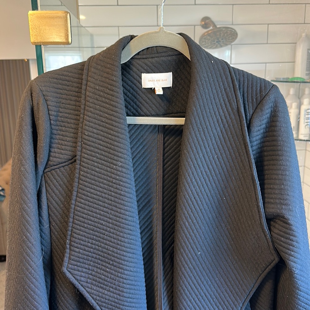 Skies are blue, comfy blazer